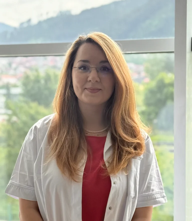 Dr. Maria Lupu