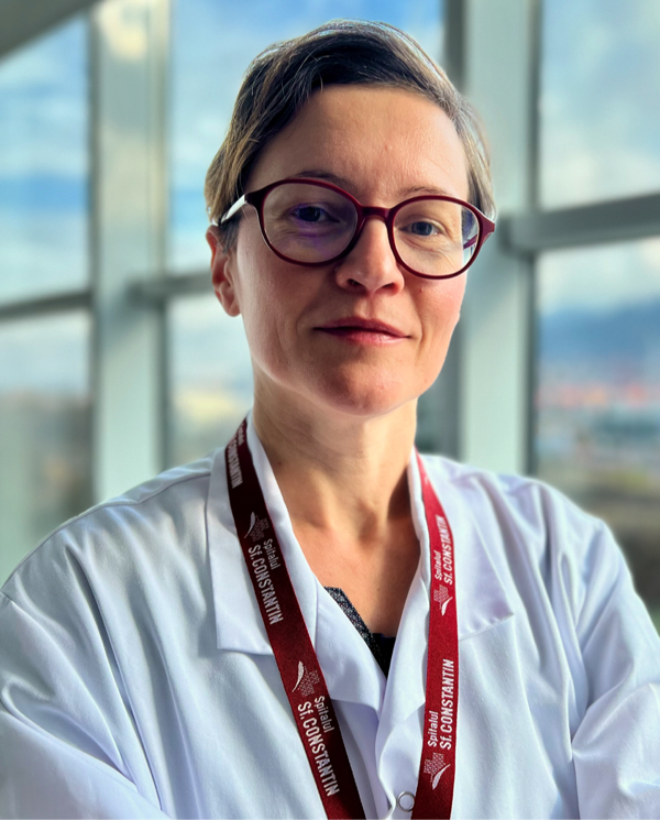 Dr. Anca Mandache