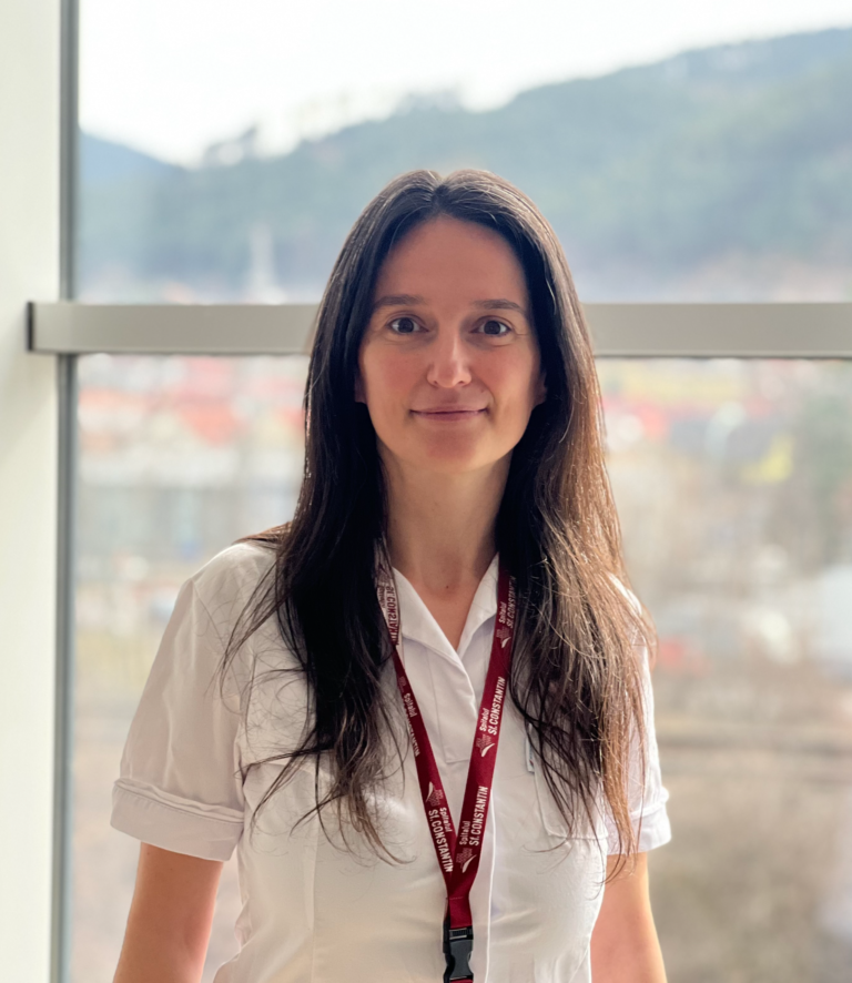 Dr. Ioana Costache